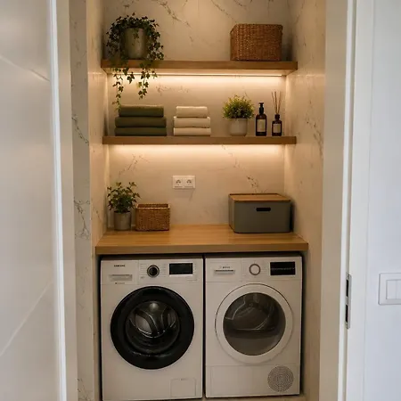 By Stn Apartment Keszthely